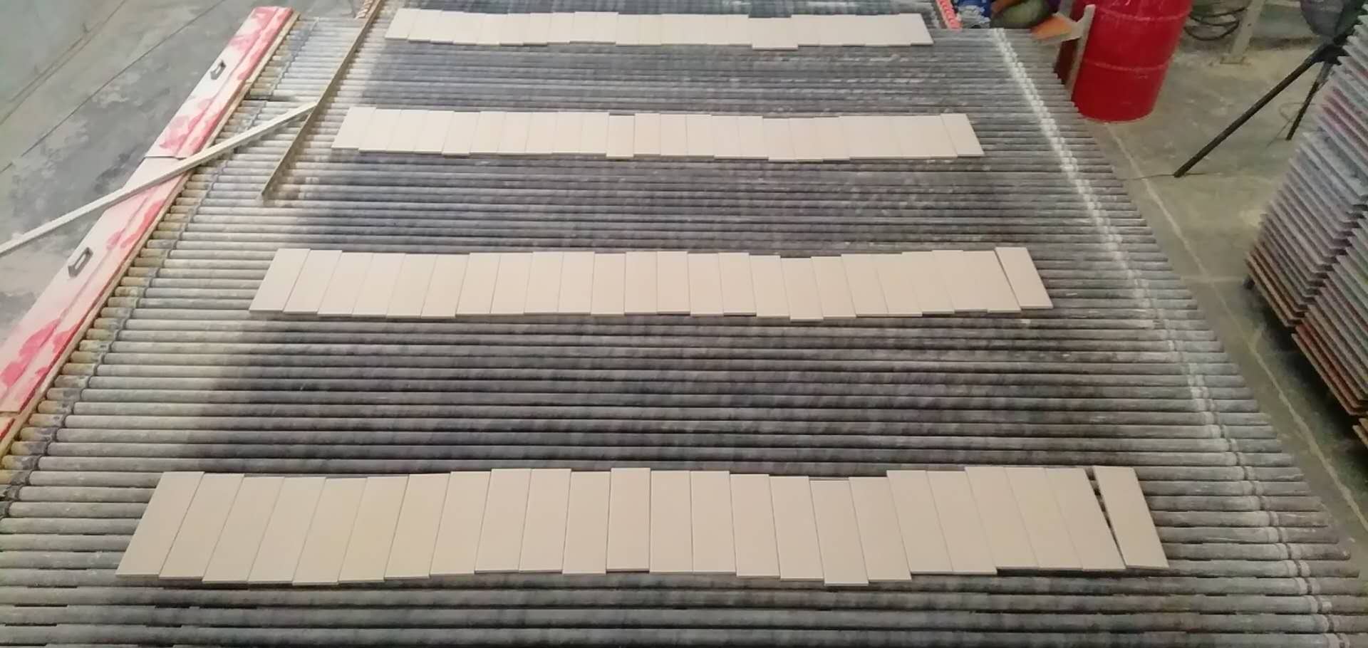 手工艺术砖辊道窑1