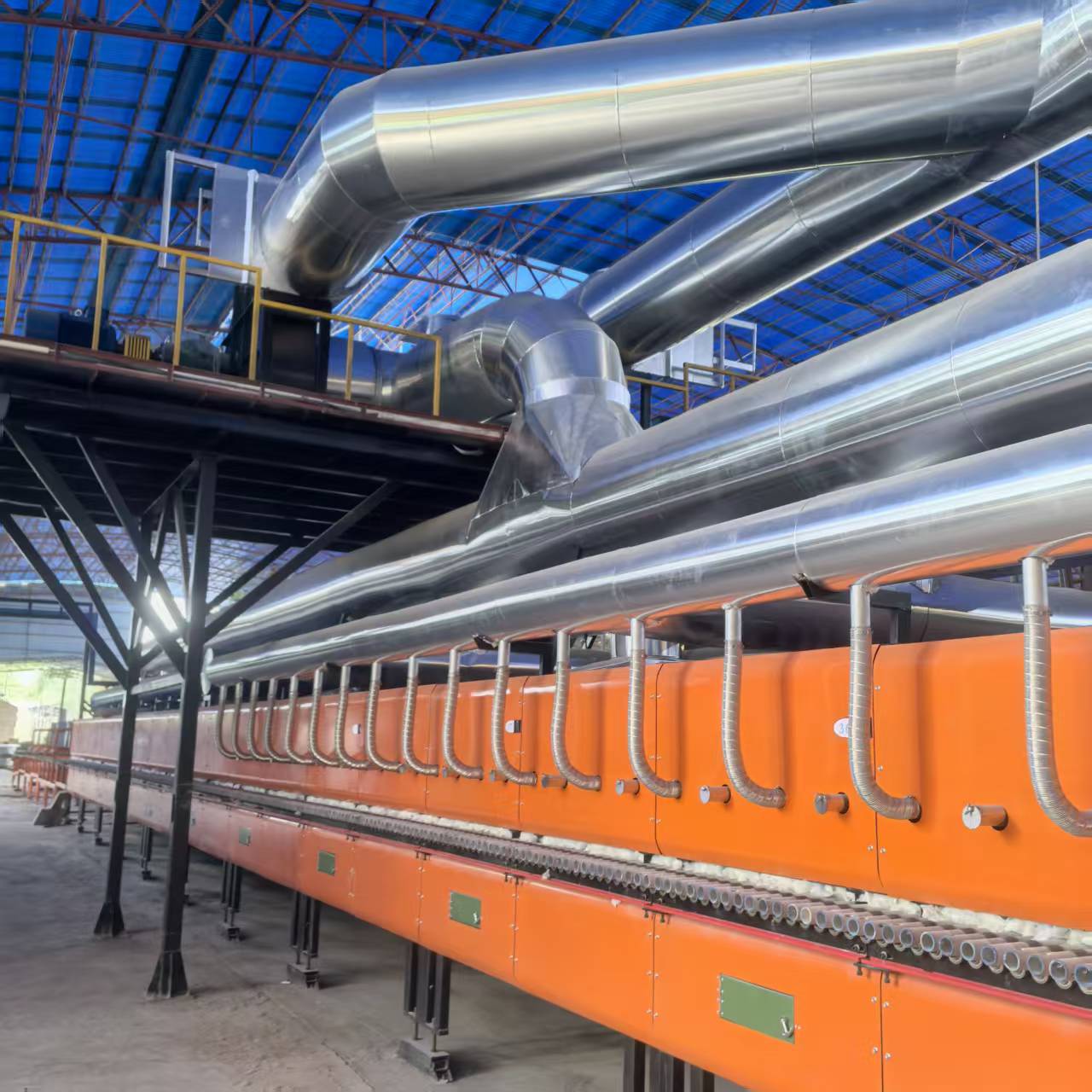 严守质量标准，创建优质工程，树立企业形象