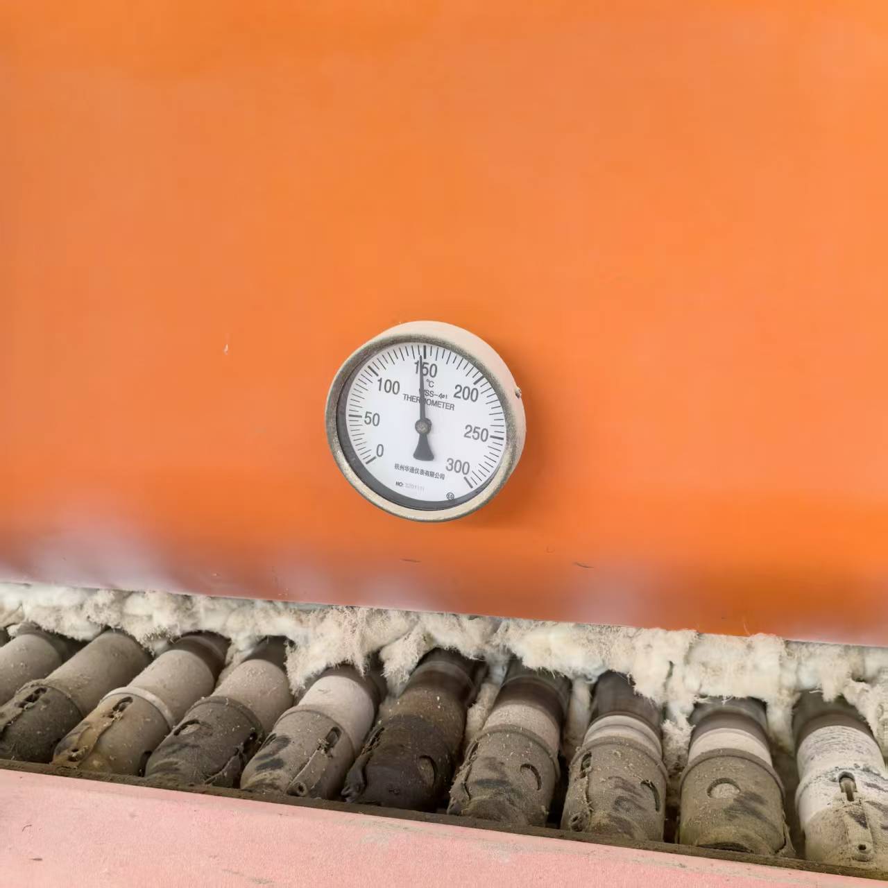 严守质量标准，创建优质工程，树立企业形象