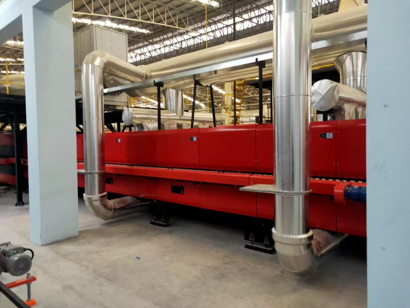 严守质量标准，创建优质工程，树立企业形象