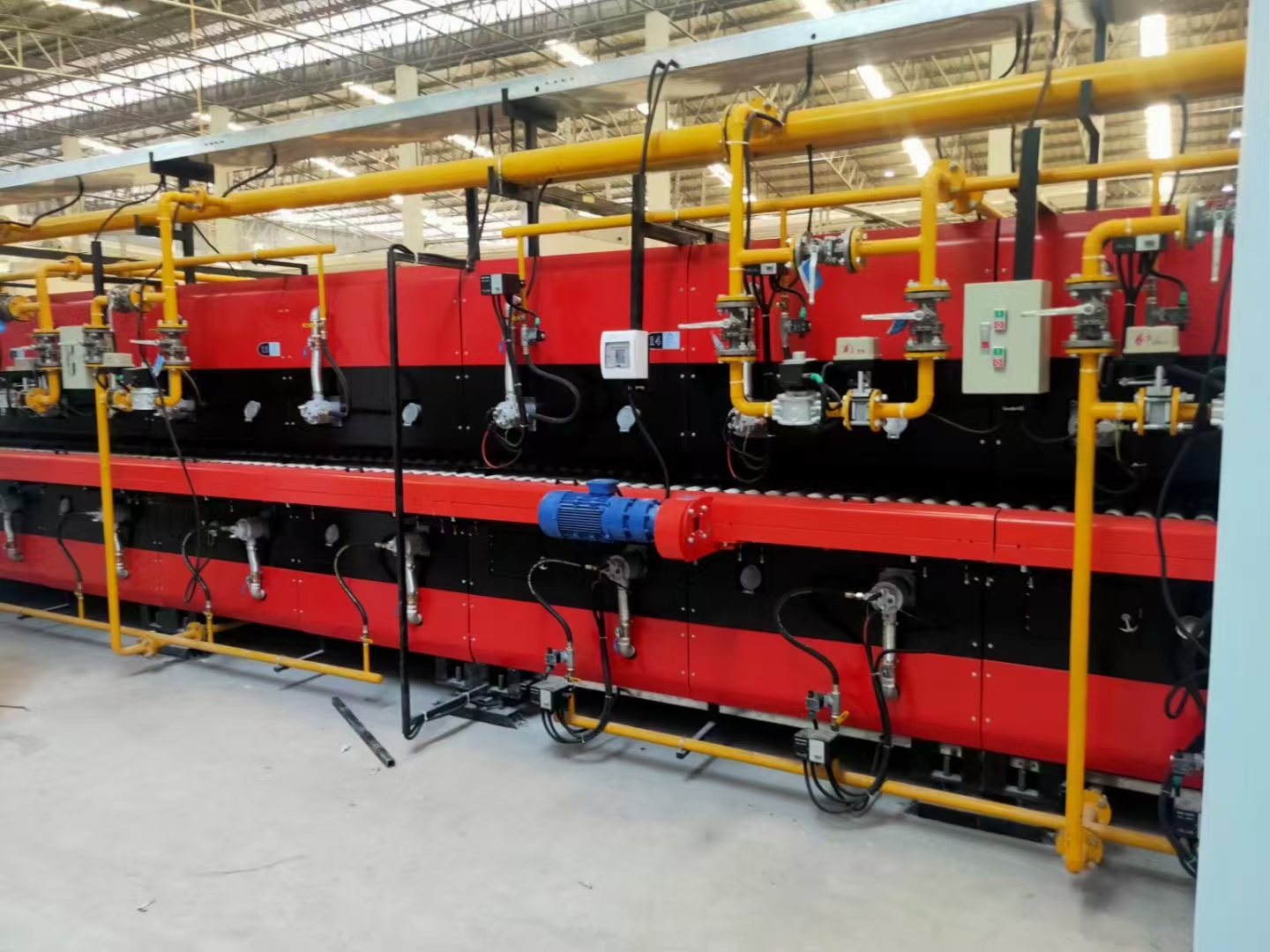 严守质量标准，创建优质工程，树立企业形象