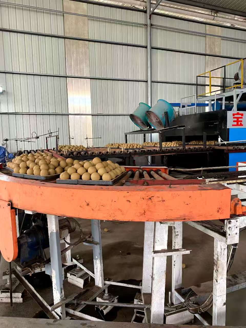 严守质量标准，创建优质工程，树立企业形象