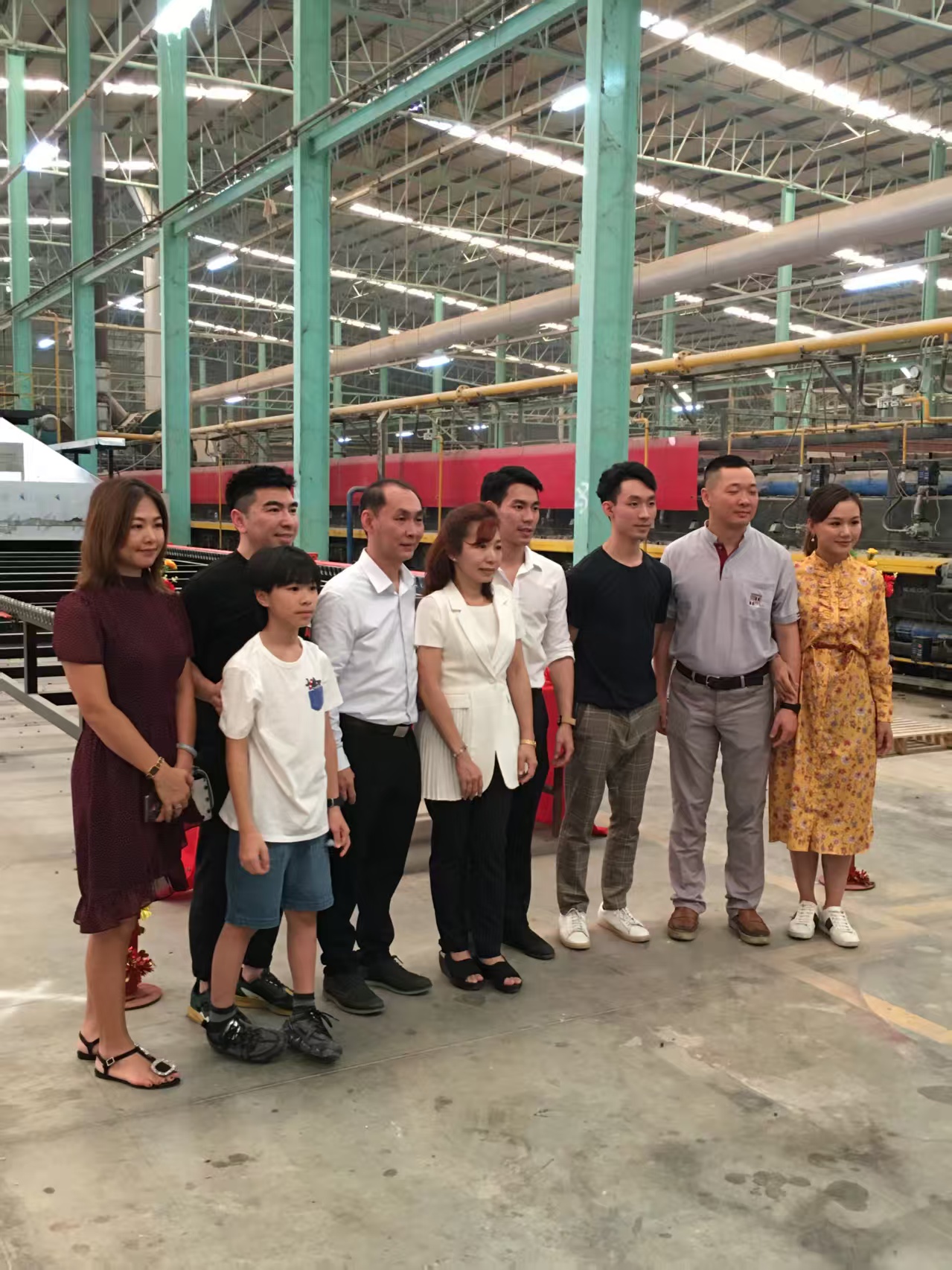 严守质量标准，创建优质工程，树立企业形象