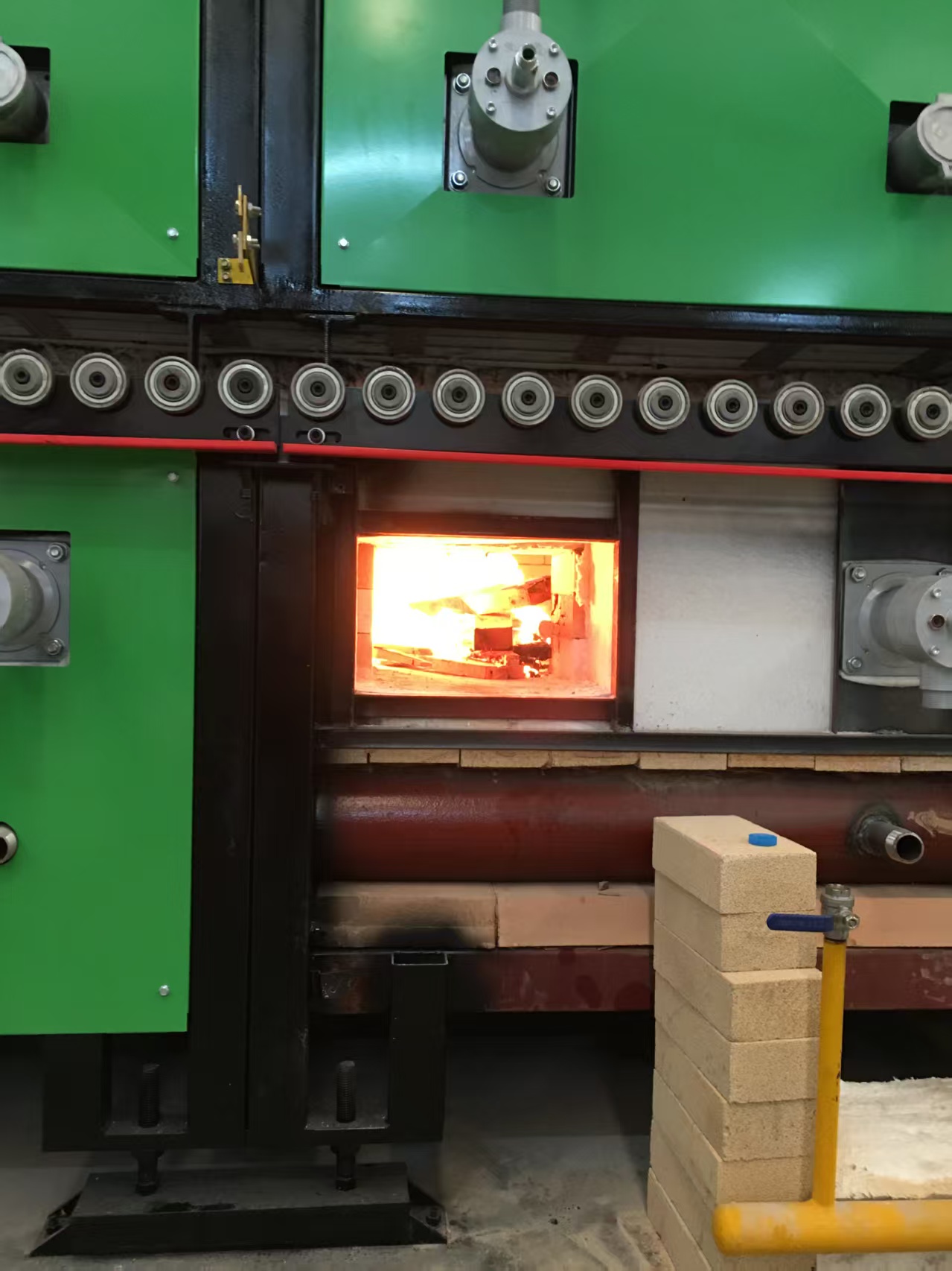 严守质量标准，创建优质工程，树立企业形象