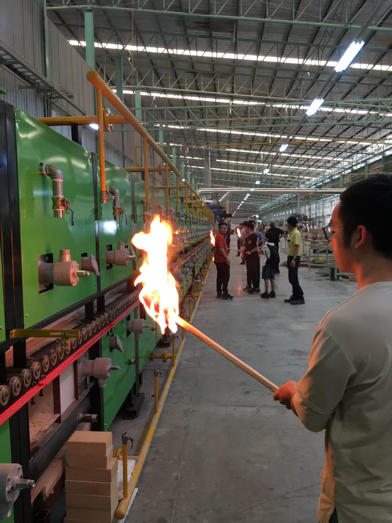 严守质量标准，创建优质工程，树立企业形象