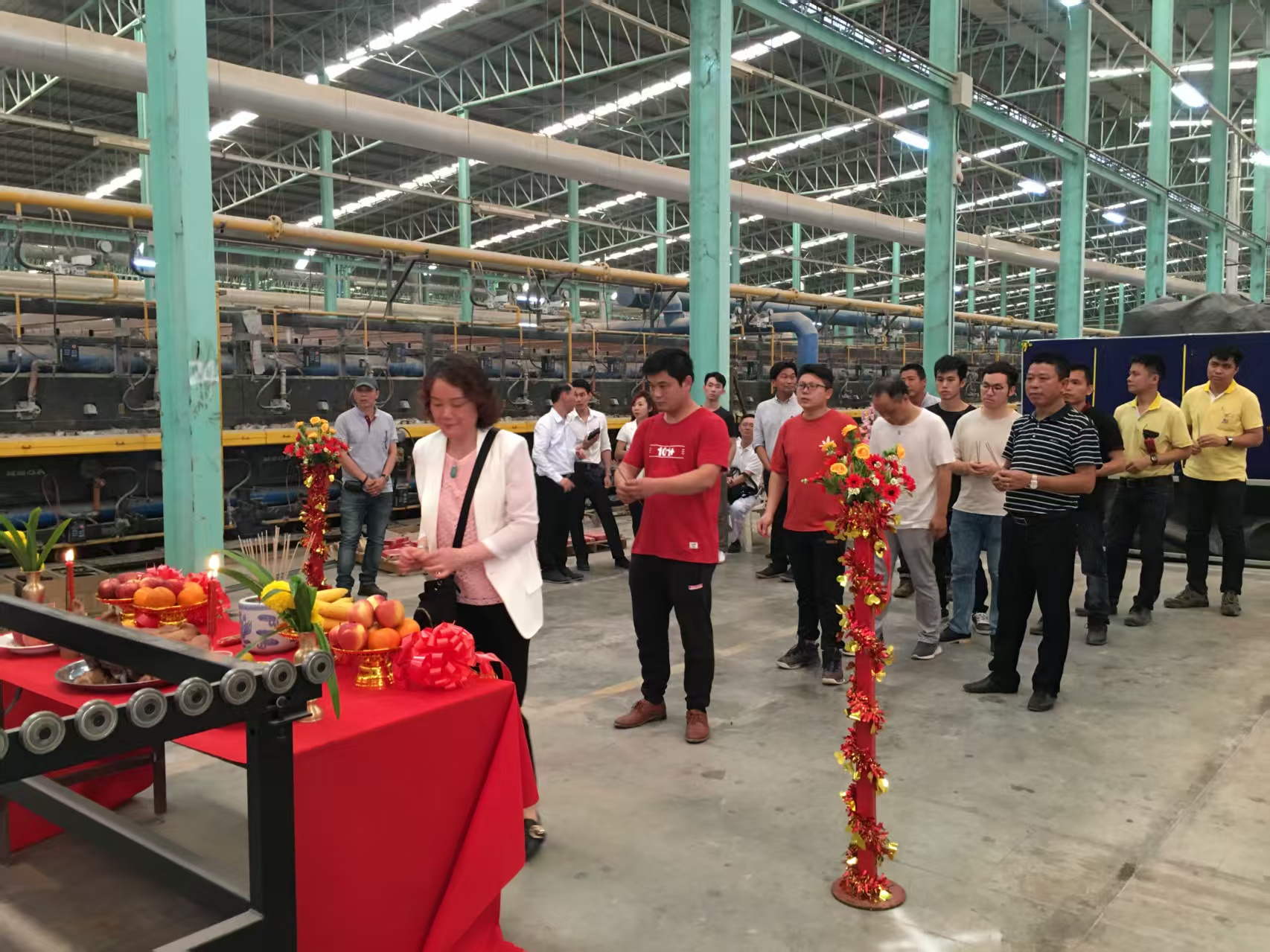 严守质量标准，创建优质工程，树立企业形象