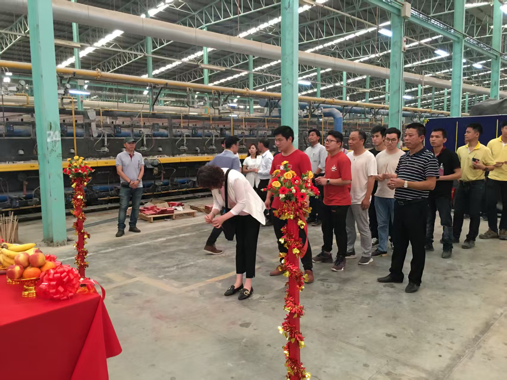 严守质量标准，创建优质工程，树立企业形象