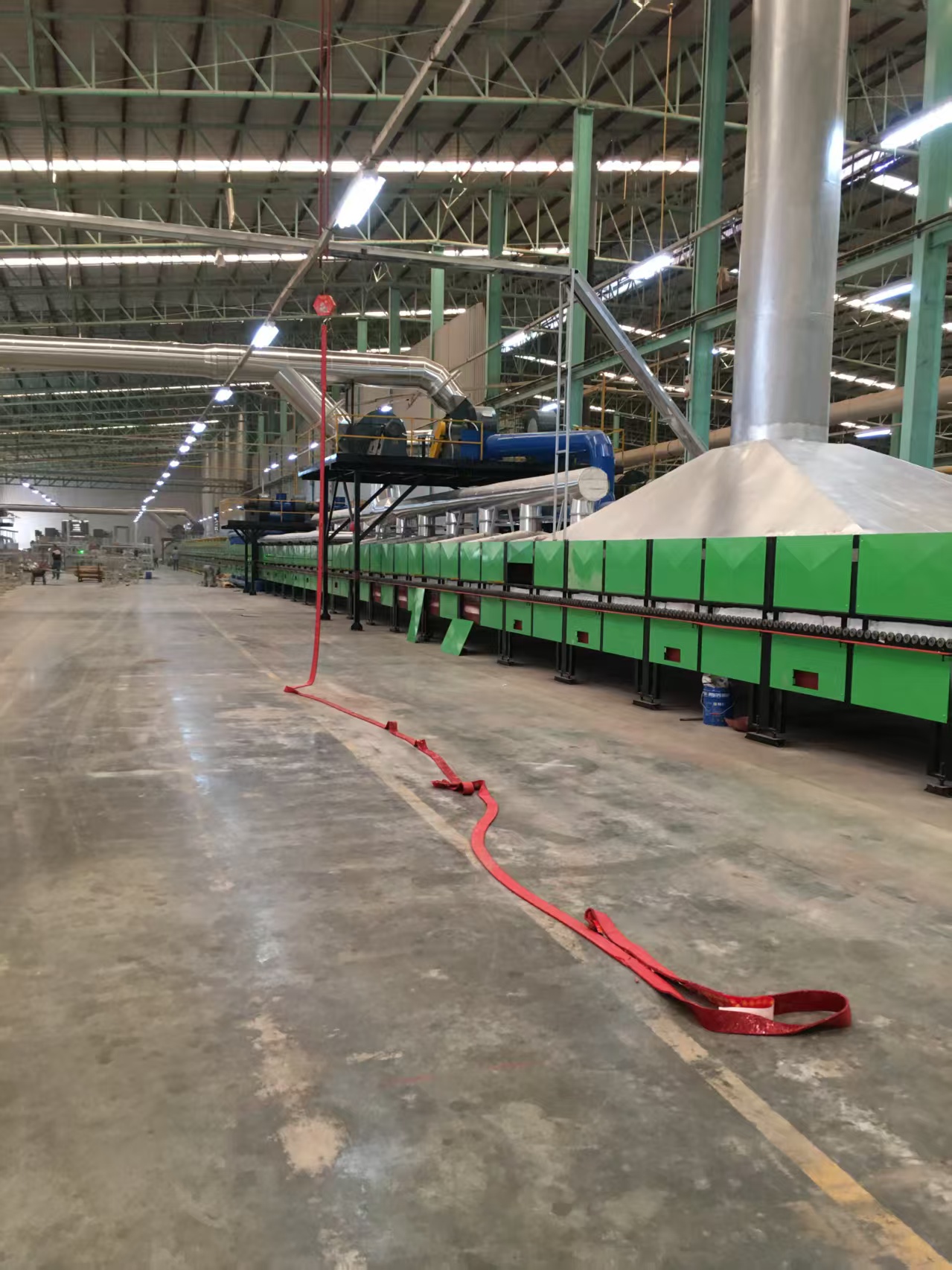 严守质量标准，创建优质工程，树立企业形象